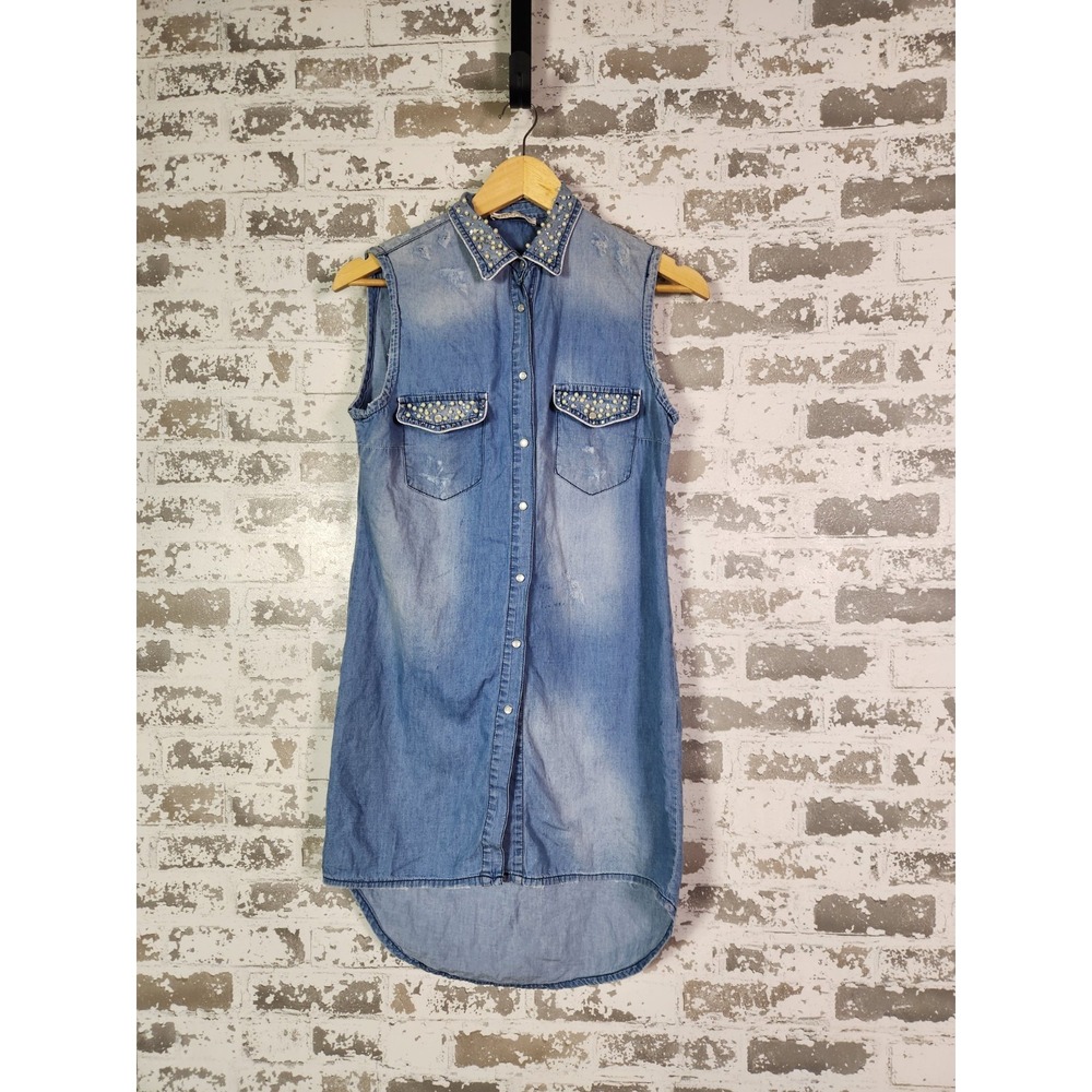 Denim Rhinestone Shirt Size Small Blue‎ Embellished Distressed Country Cowgirl